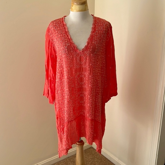 New! JOHNNY WAS Size XXL taffy eyelet embroidered V neck tunic - Picture 1 of 10